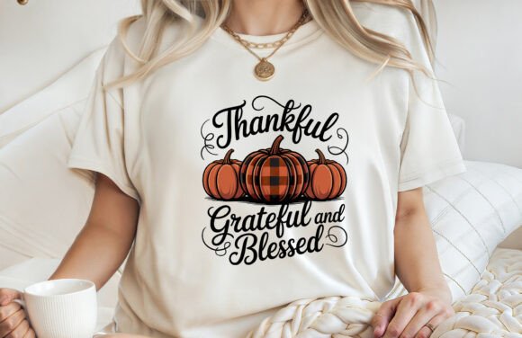 Embrace Autumn's Spirit with Thankful Grateful Blessed Thanksgiving